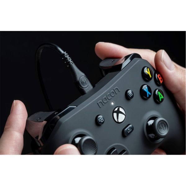 Nacon Evol X Pro Controller - Image 2