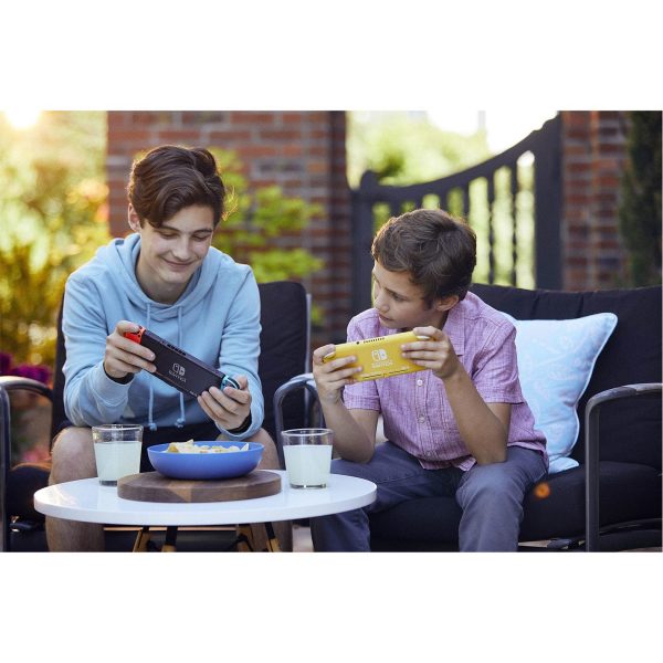 Nintendo Switch Lite - Yellow - Image 4
